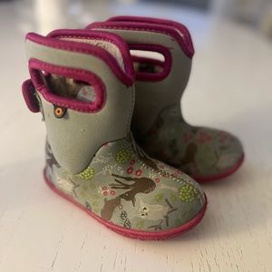 Bogs size 7 toddler girls boots